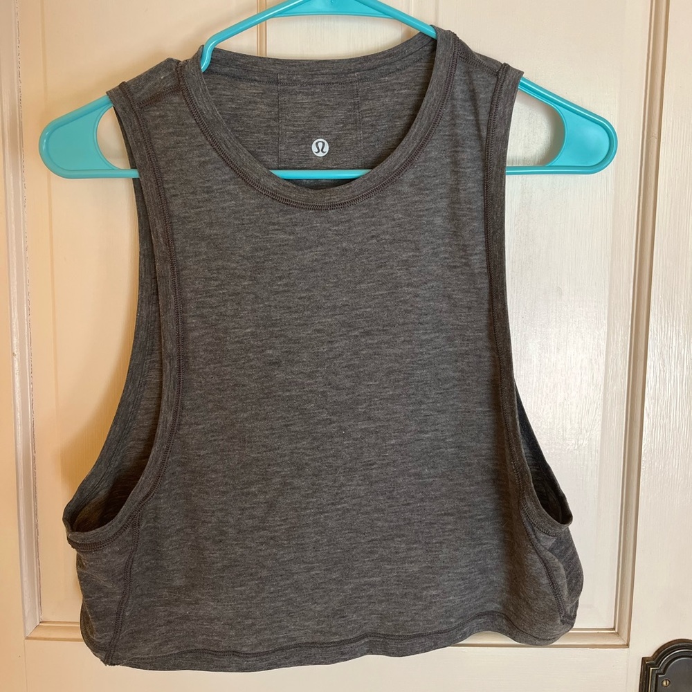 Cropped Lululemon Tank